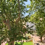 Les Jardins De L'archeveche Lejlighed *